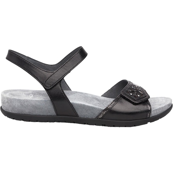 dansko blythe sandals